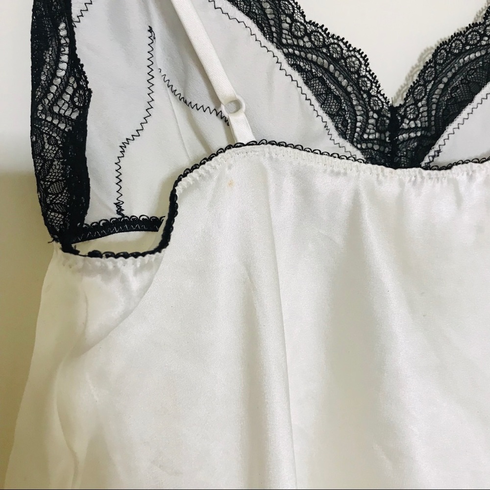 VS white satin lingerie top with black lace - Picture 6 of 8
